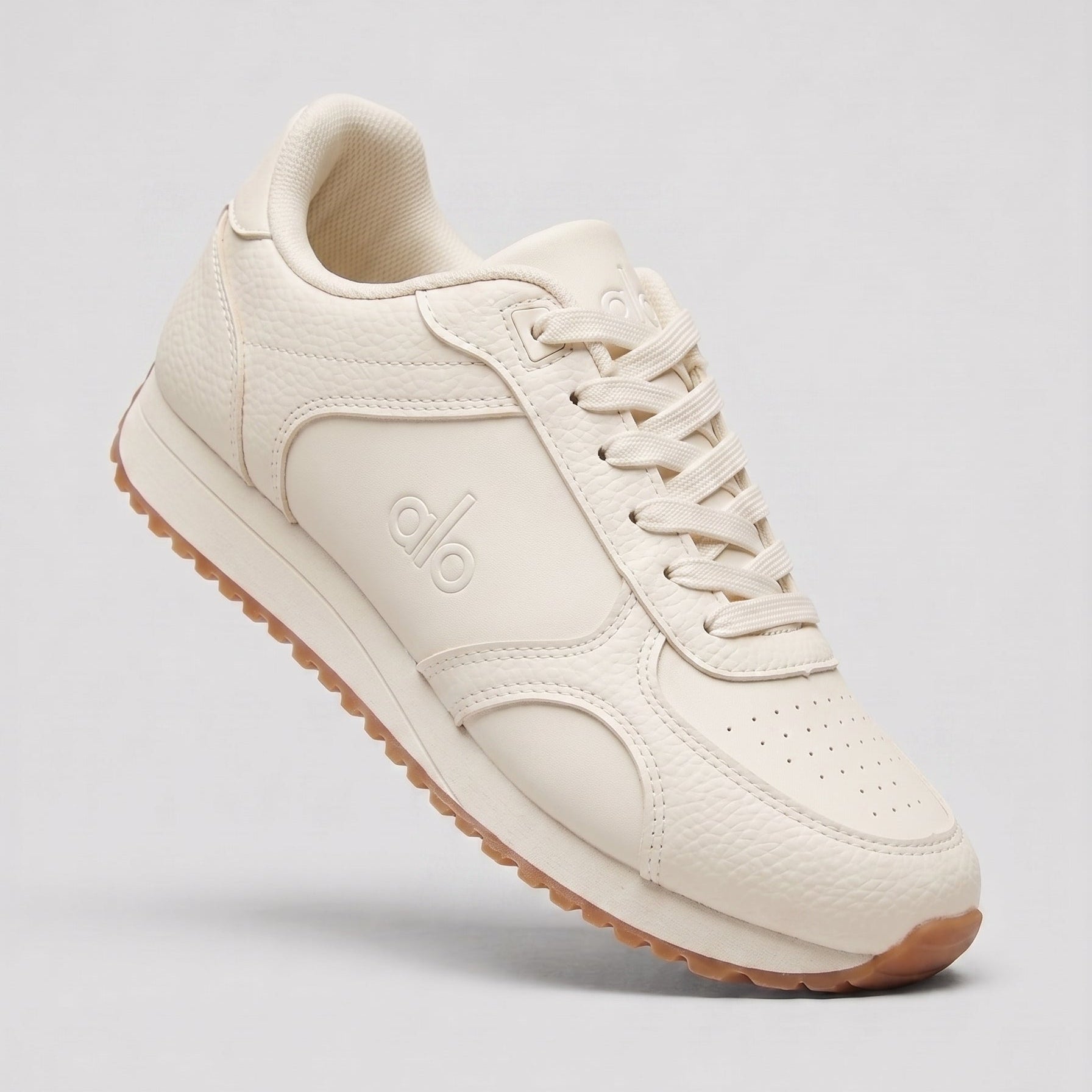 alo jogger shoe