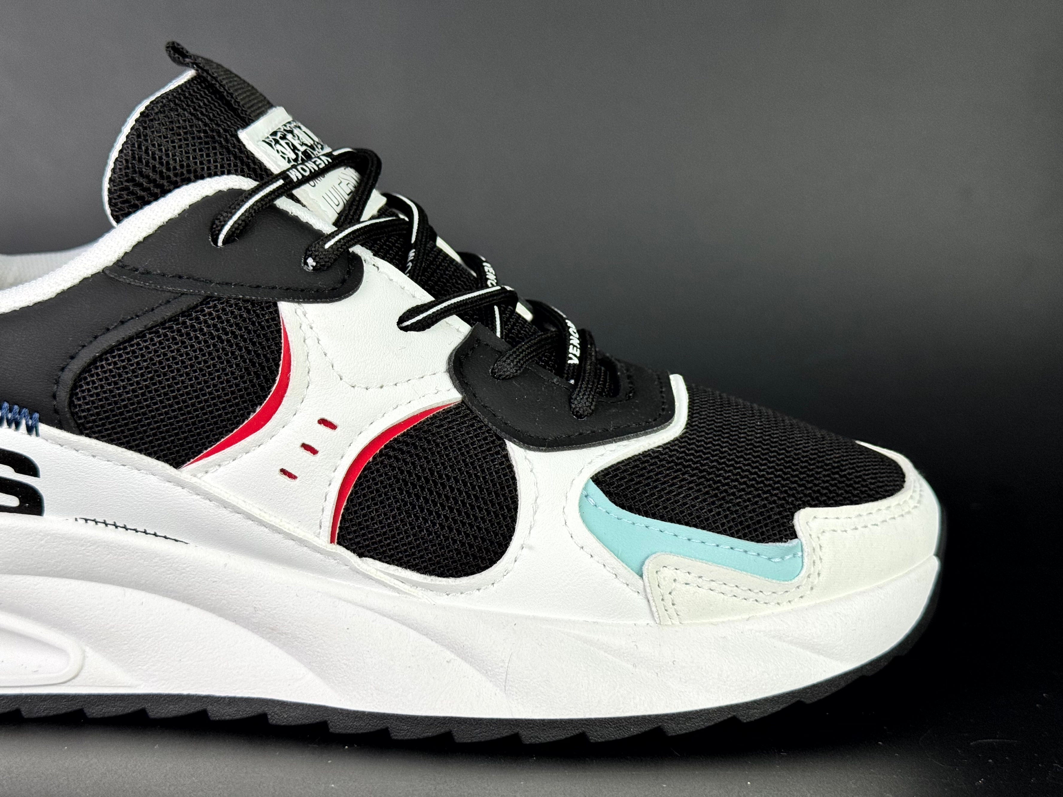sketchers II noir
