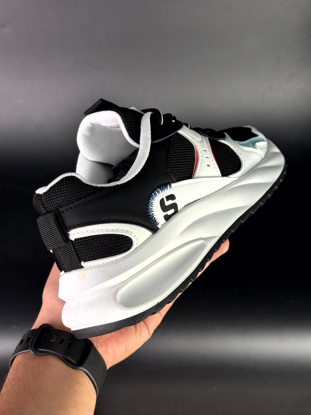 sketchers II noir