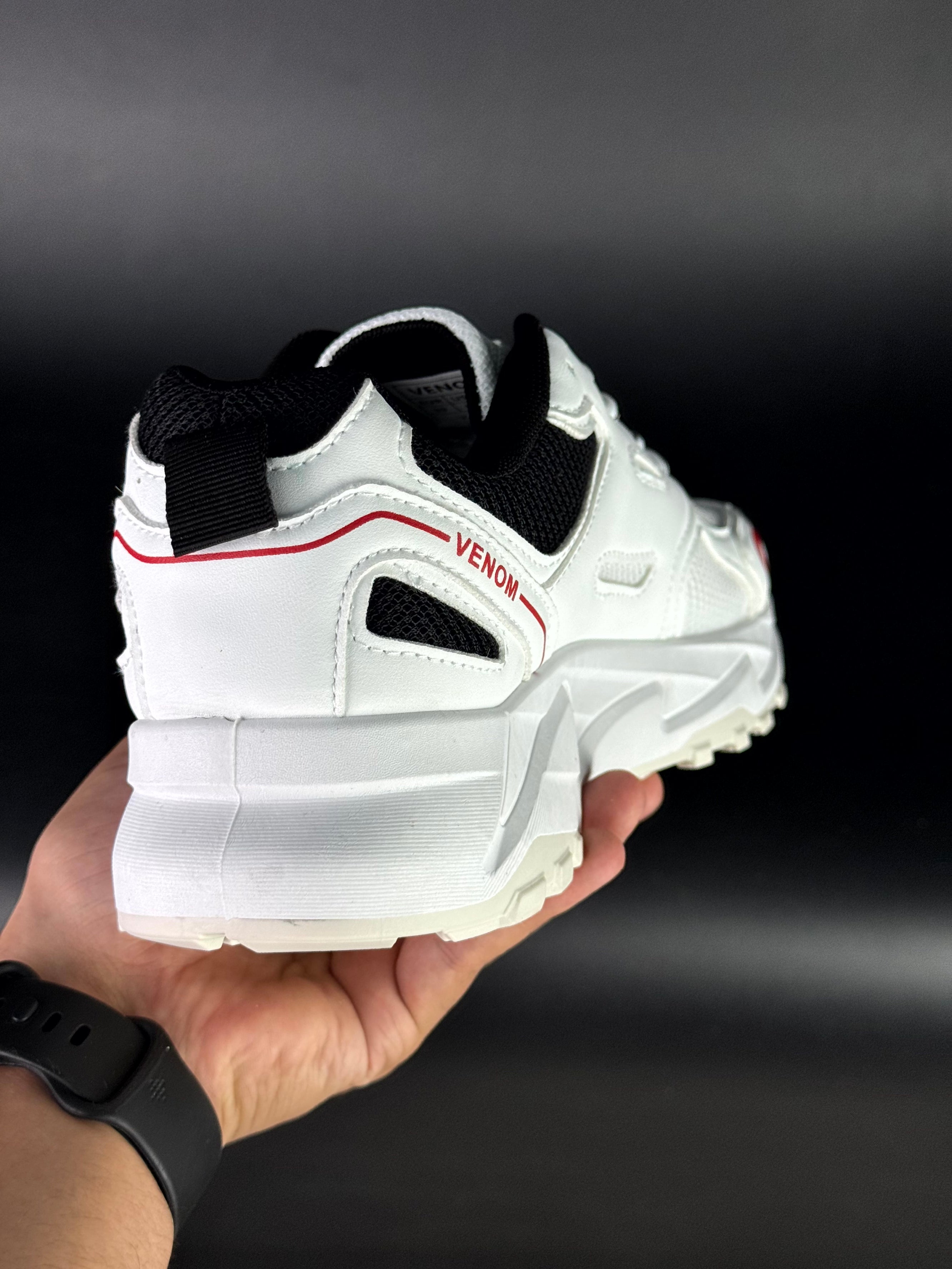 sketchers venom III blanche