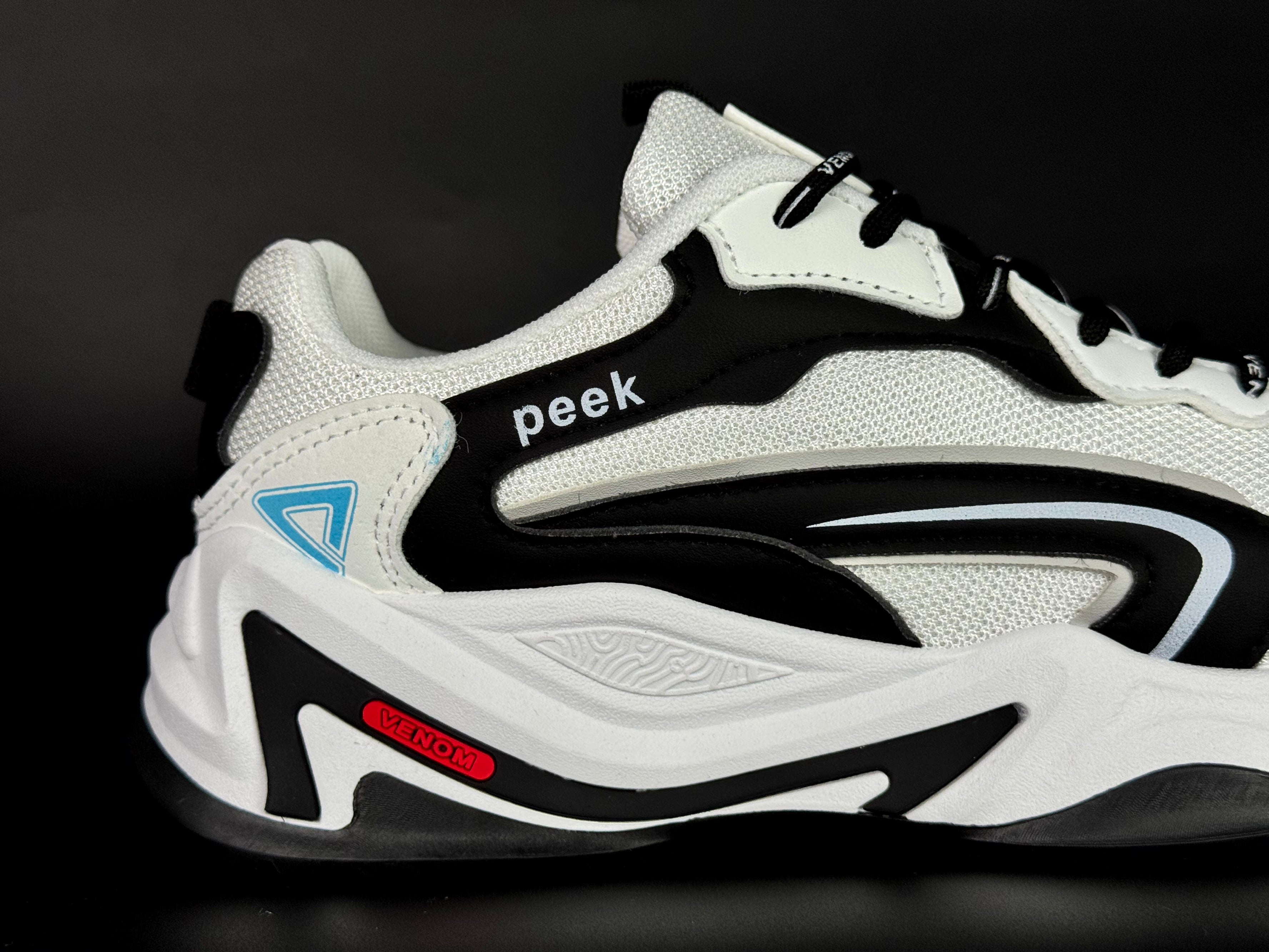 peak venom 2026 noir / blanc