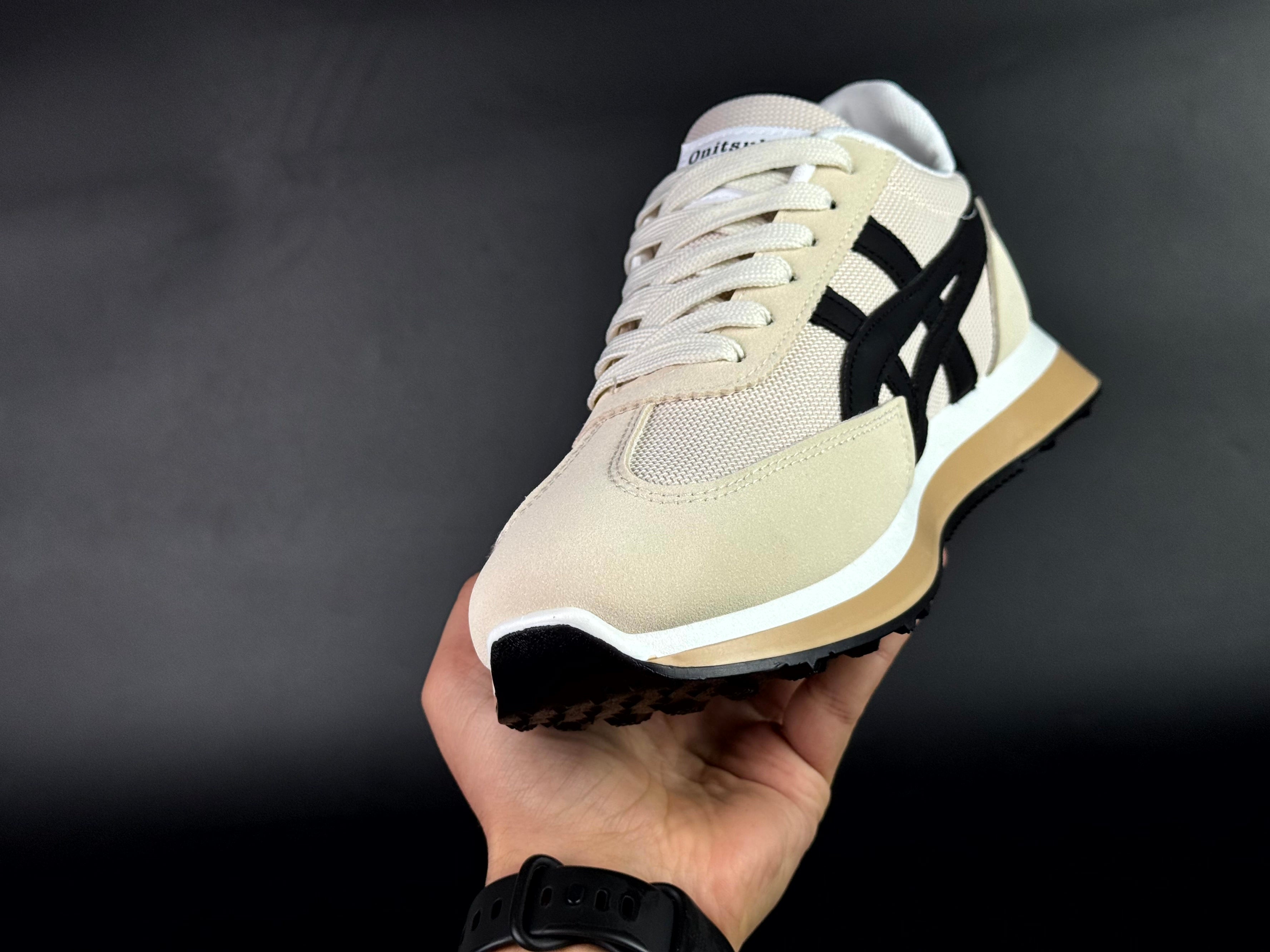 asics EDR 78 beige/noir
