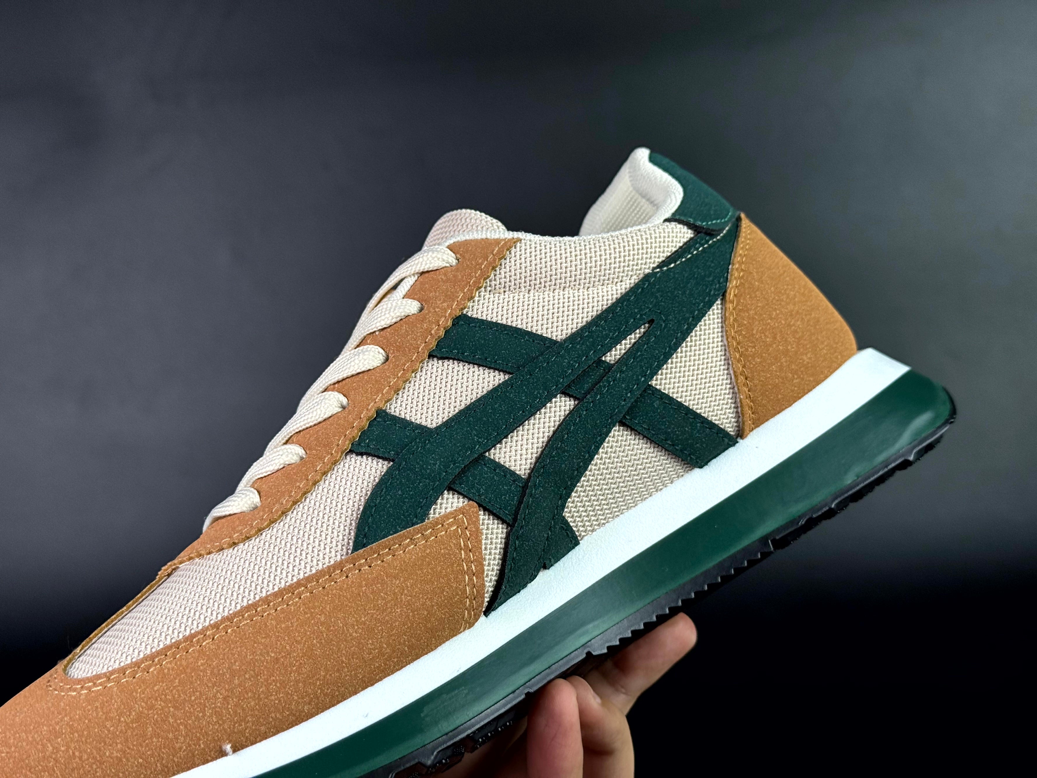 asics EDR 78 marron/vert