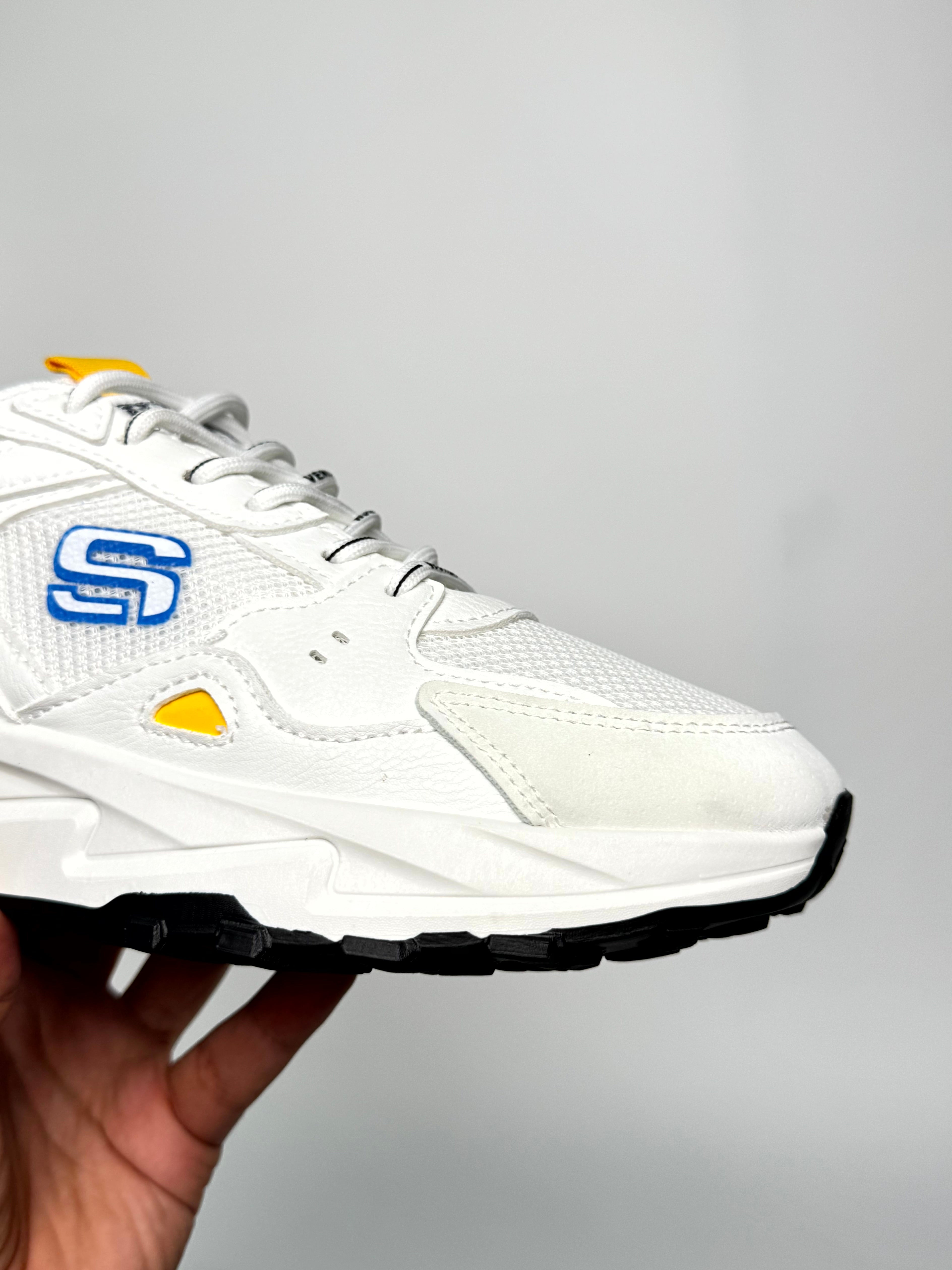 sketchers venom blanche
