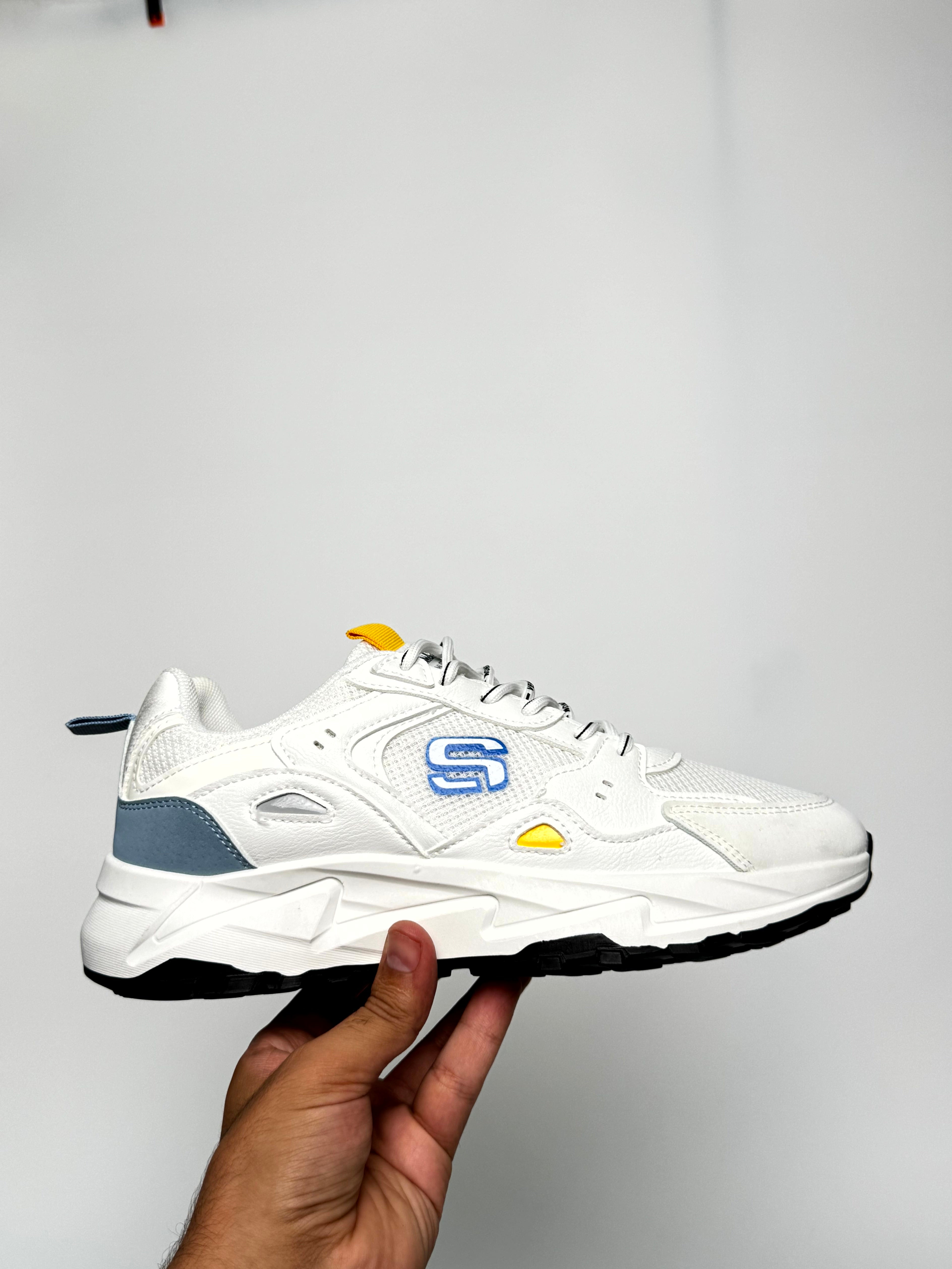 sketchers venom blanche