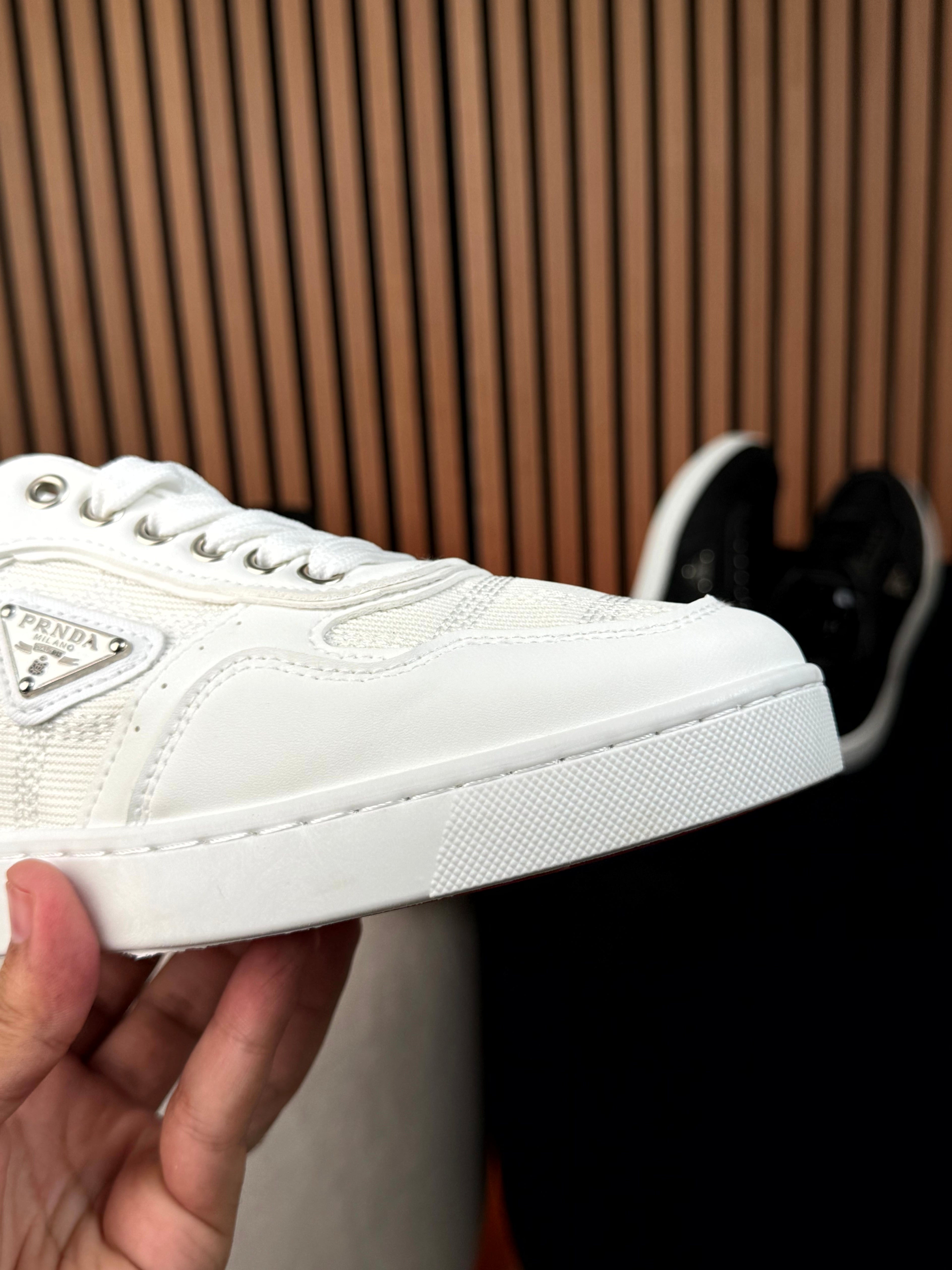 PRADA Critian Le boutin white white