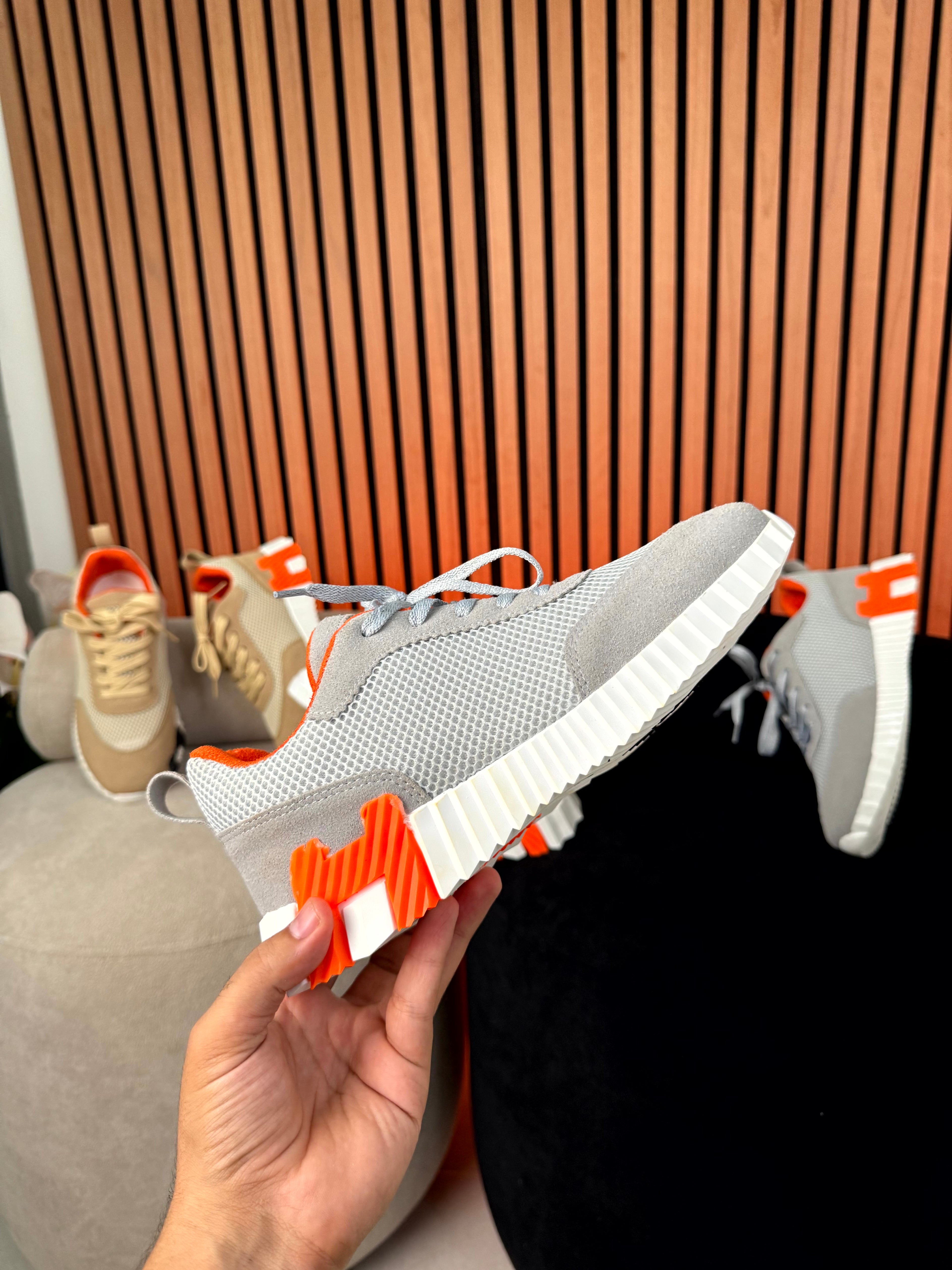 Hermes gris