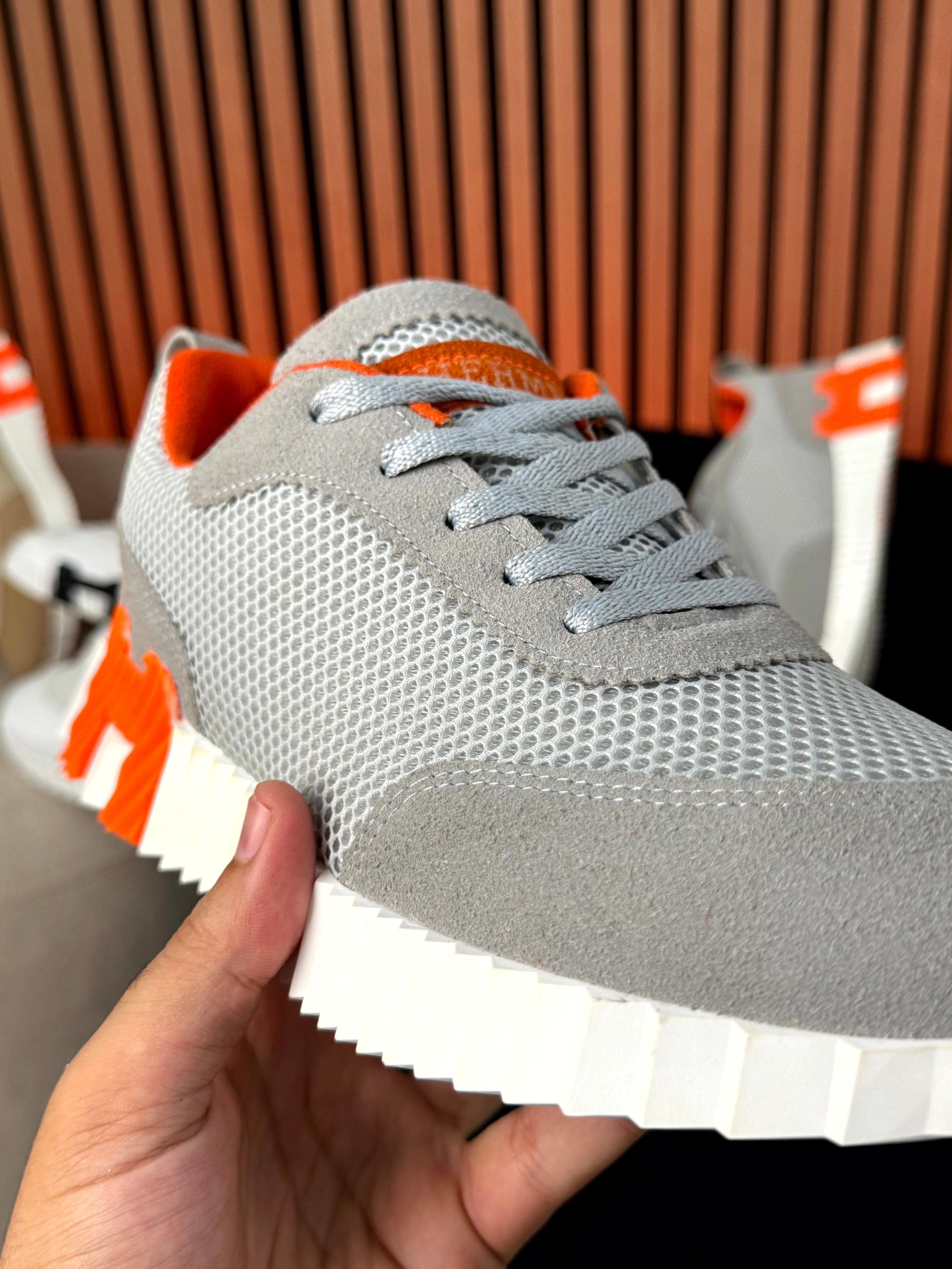 Hermes gris