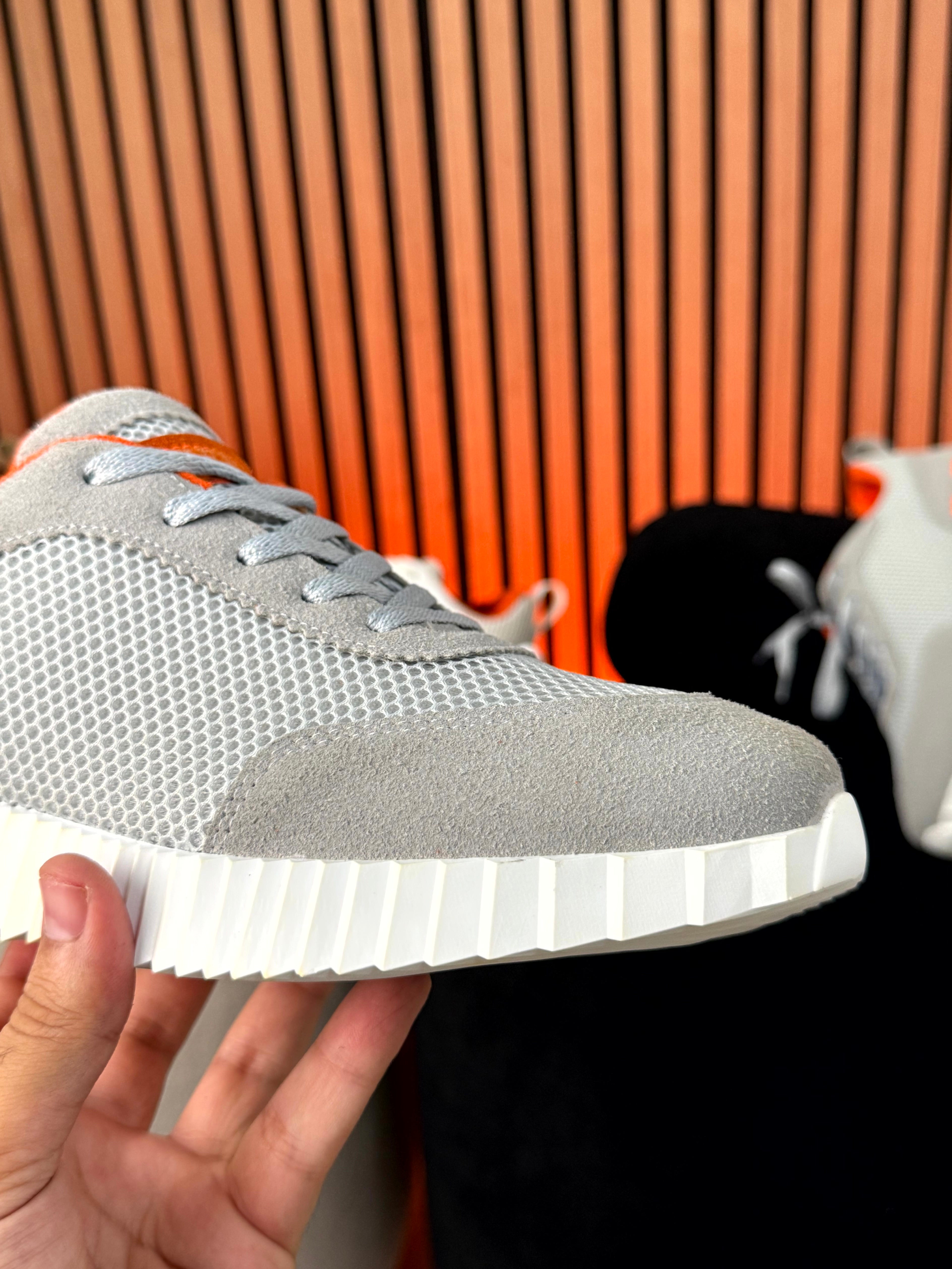 Hermes gris