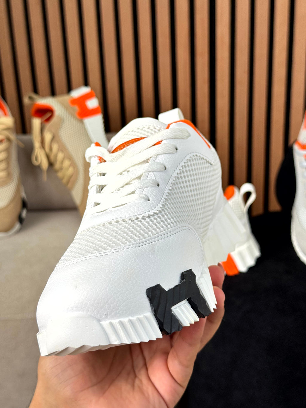 Hermes blanche