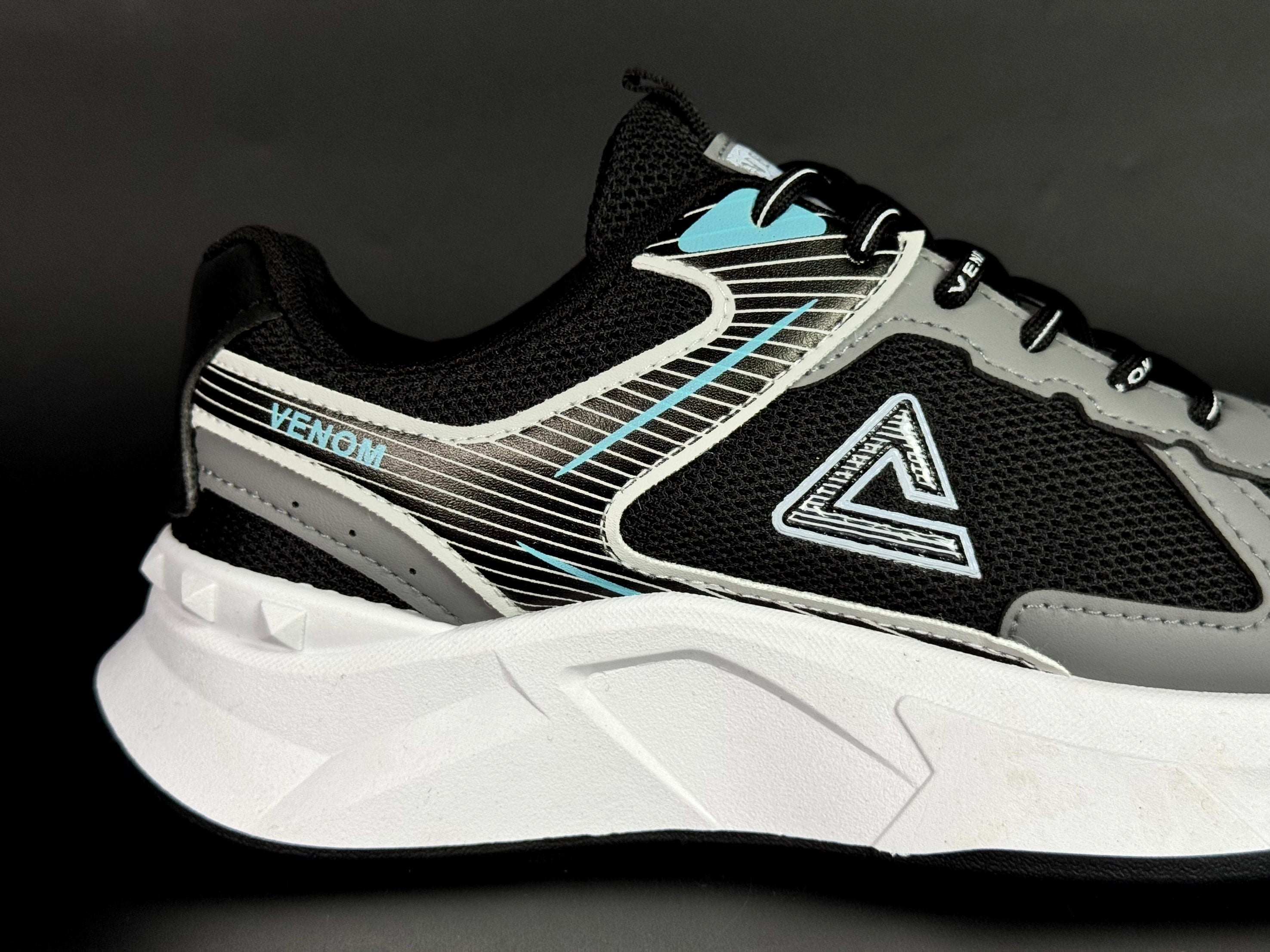 peak venom runner 1 black