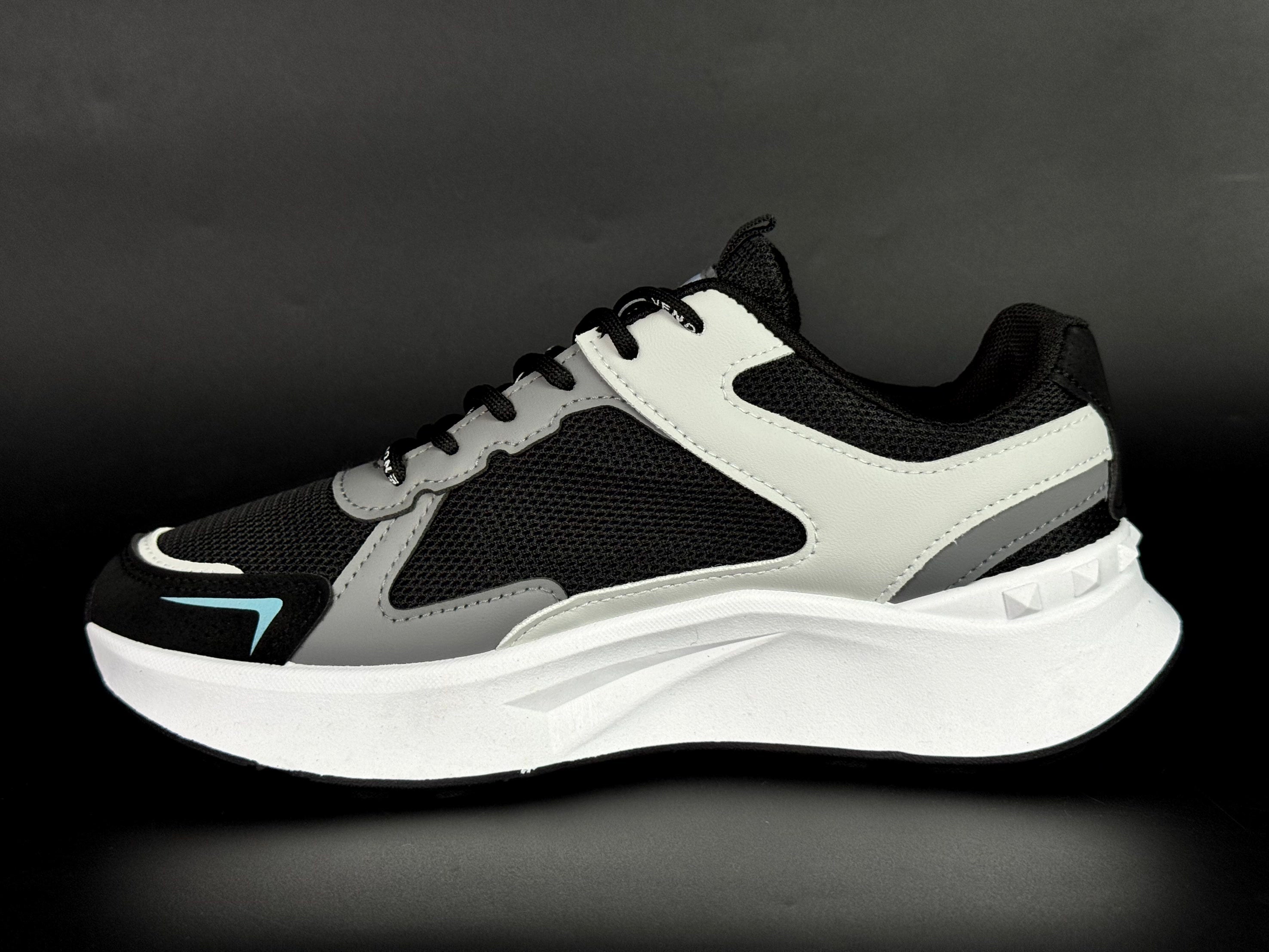 peak venom runner 1 black