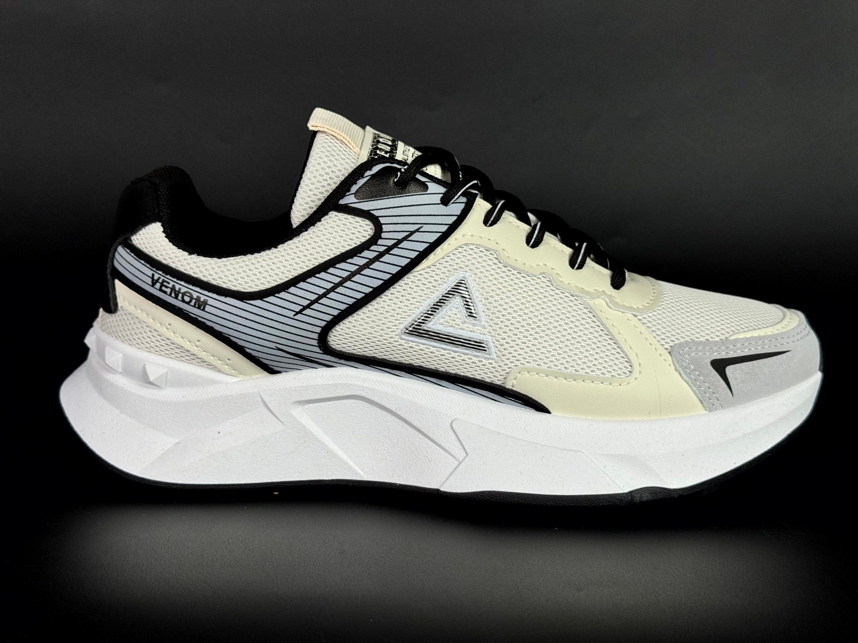 peak venom runner 1  beige