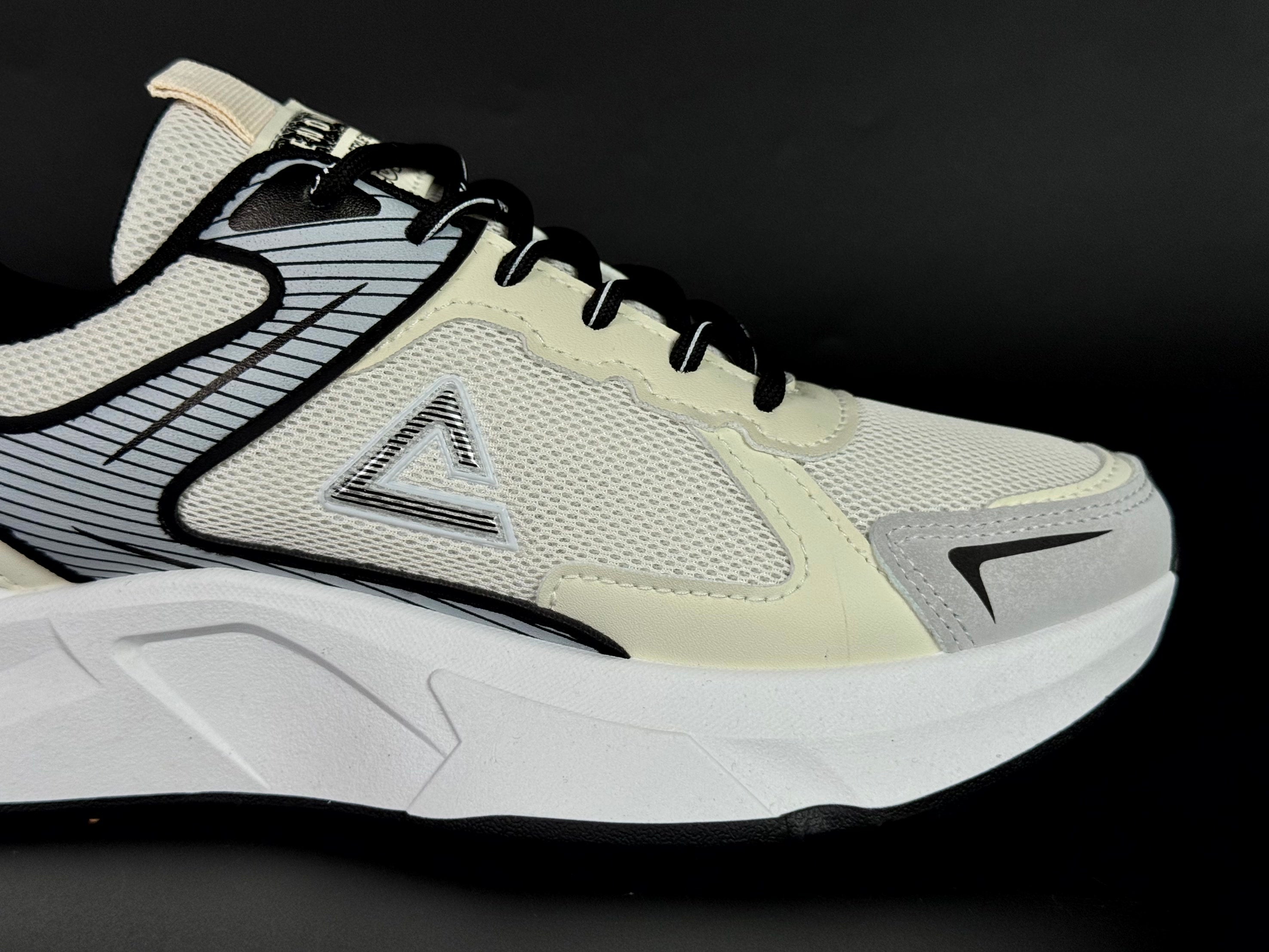 peak venom runner 1  beige
