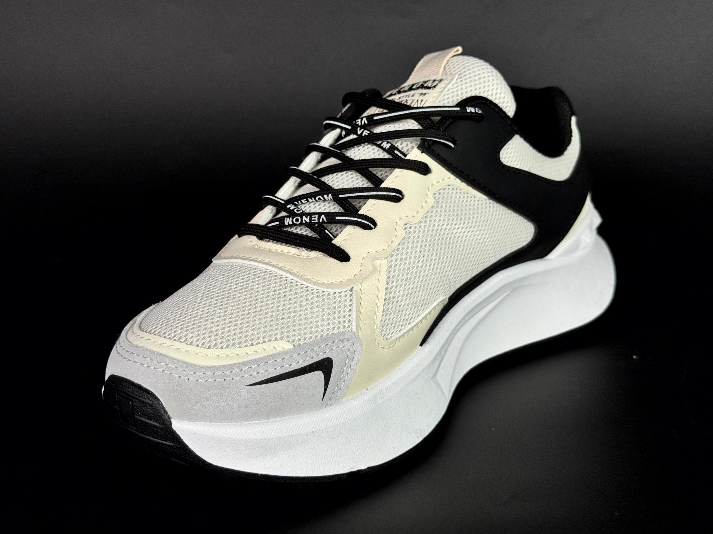 peak venom runner 1  beige