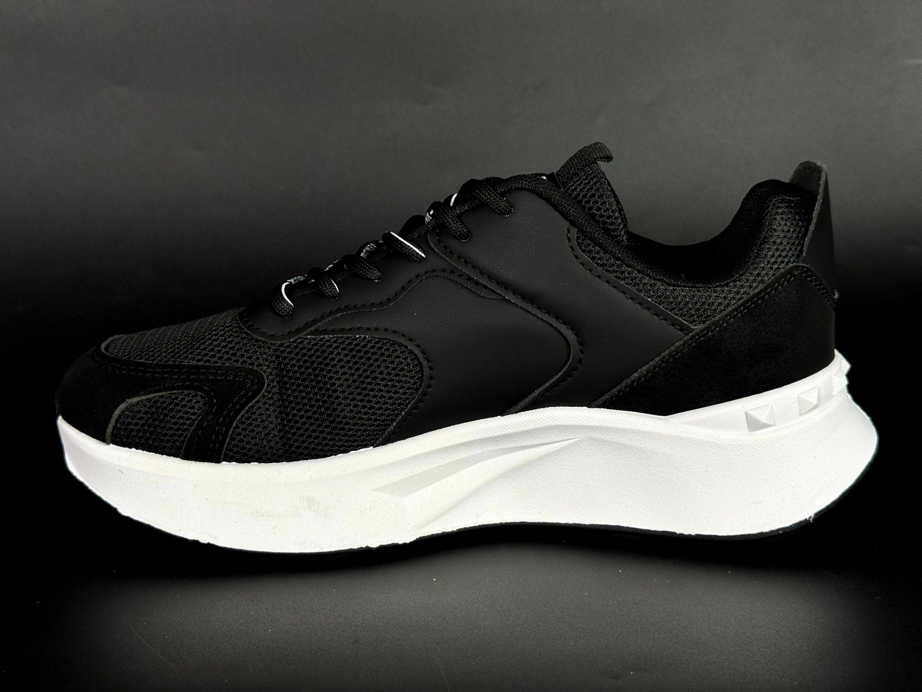 peak venom runner 2 black