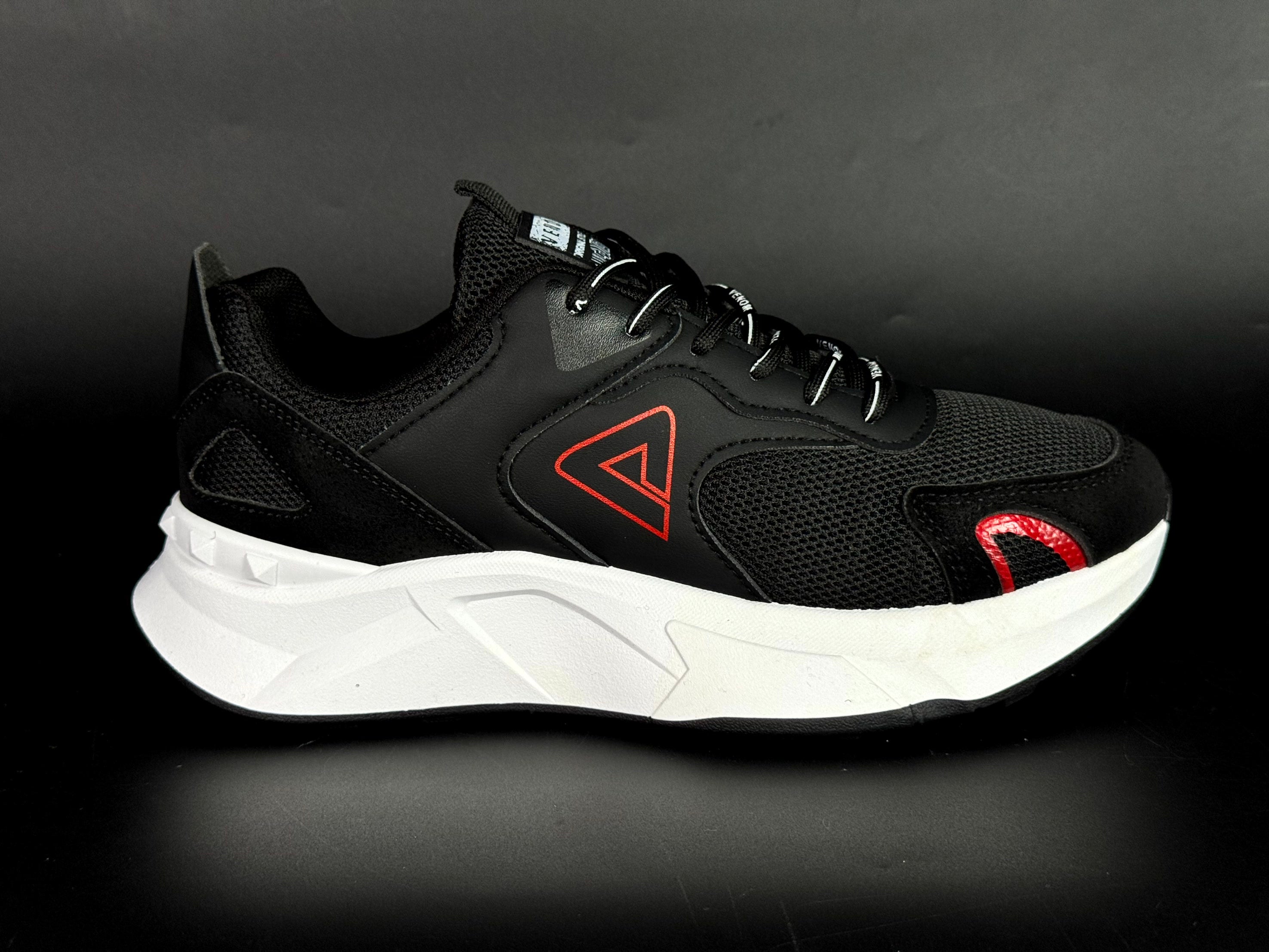 peak venom runner 2 black