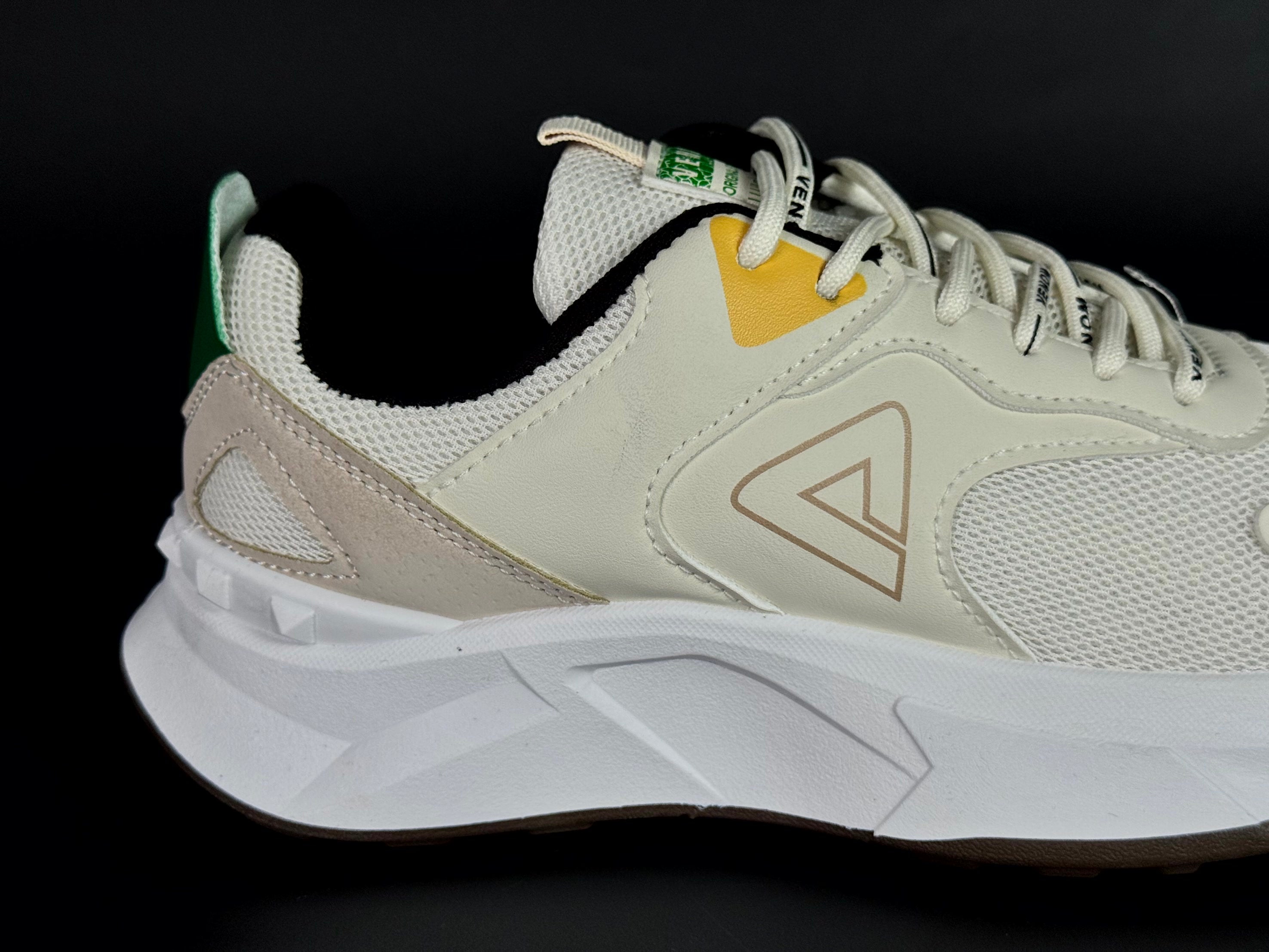 peak venom runner 2 beige