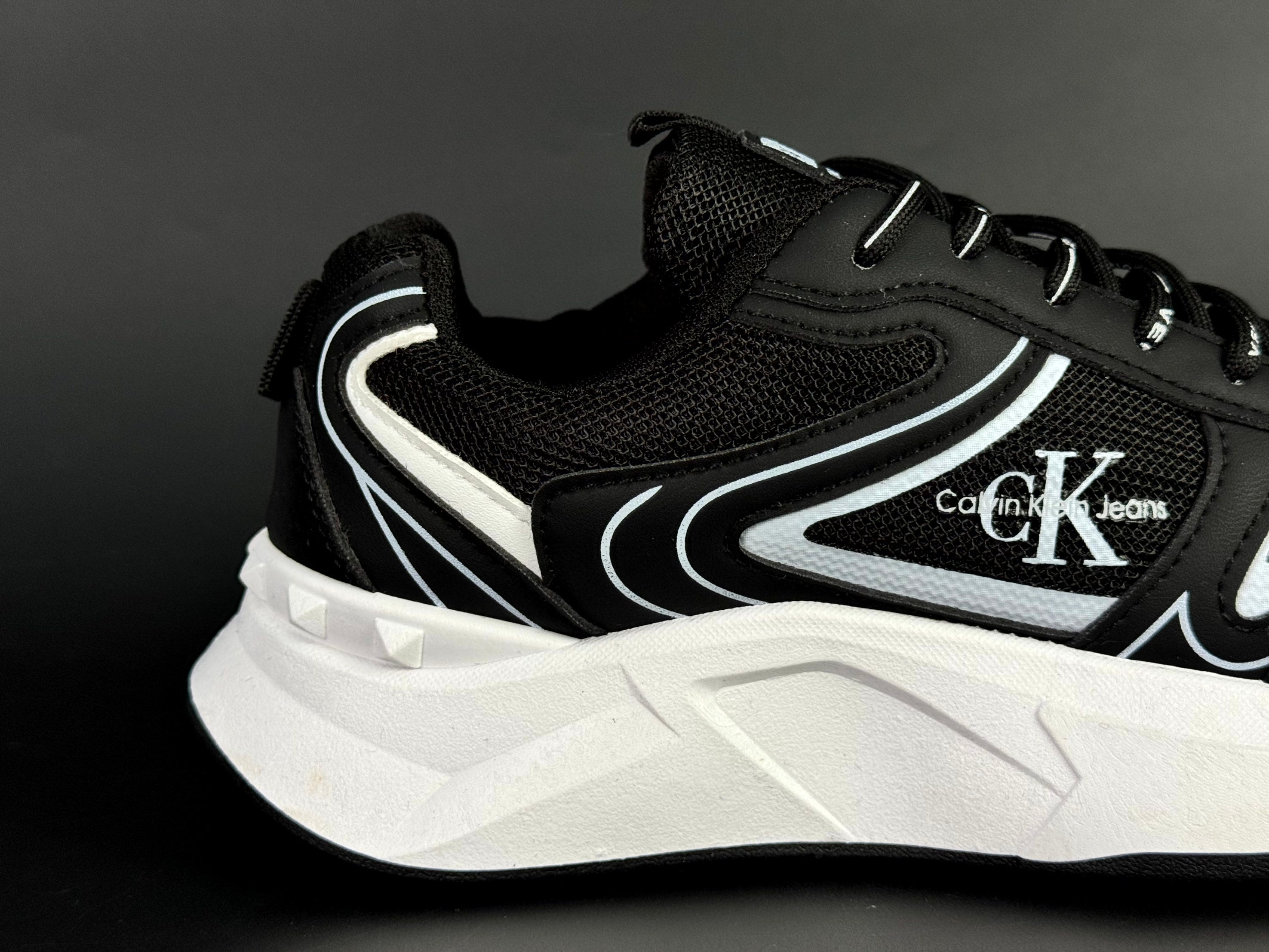 Calvin Klein venom noir