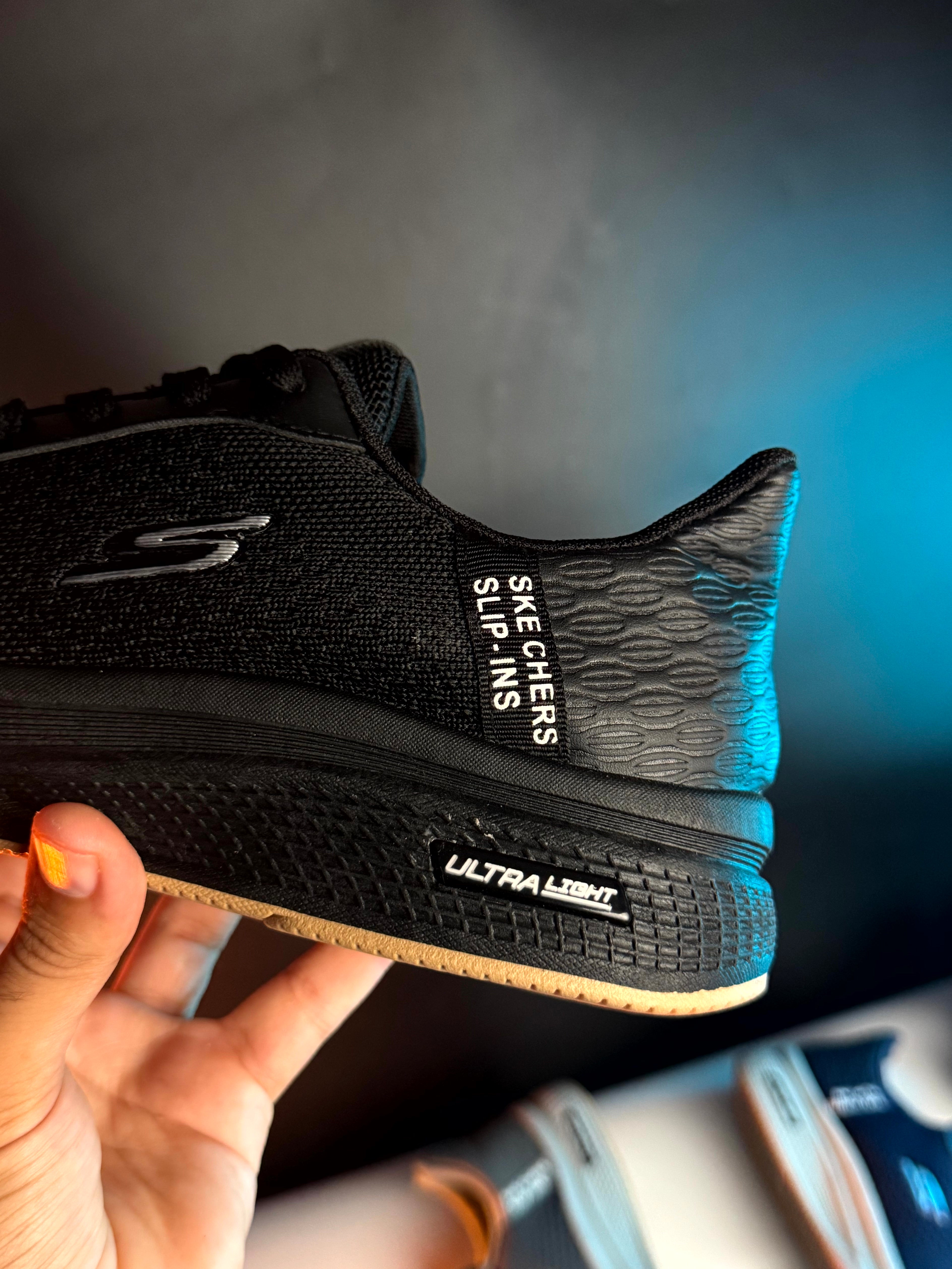 sketchers ultralight ins noir