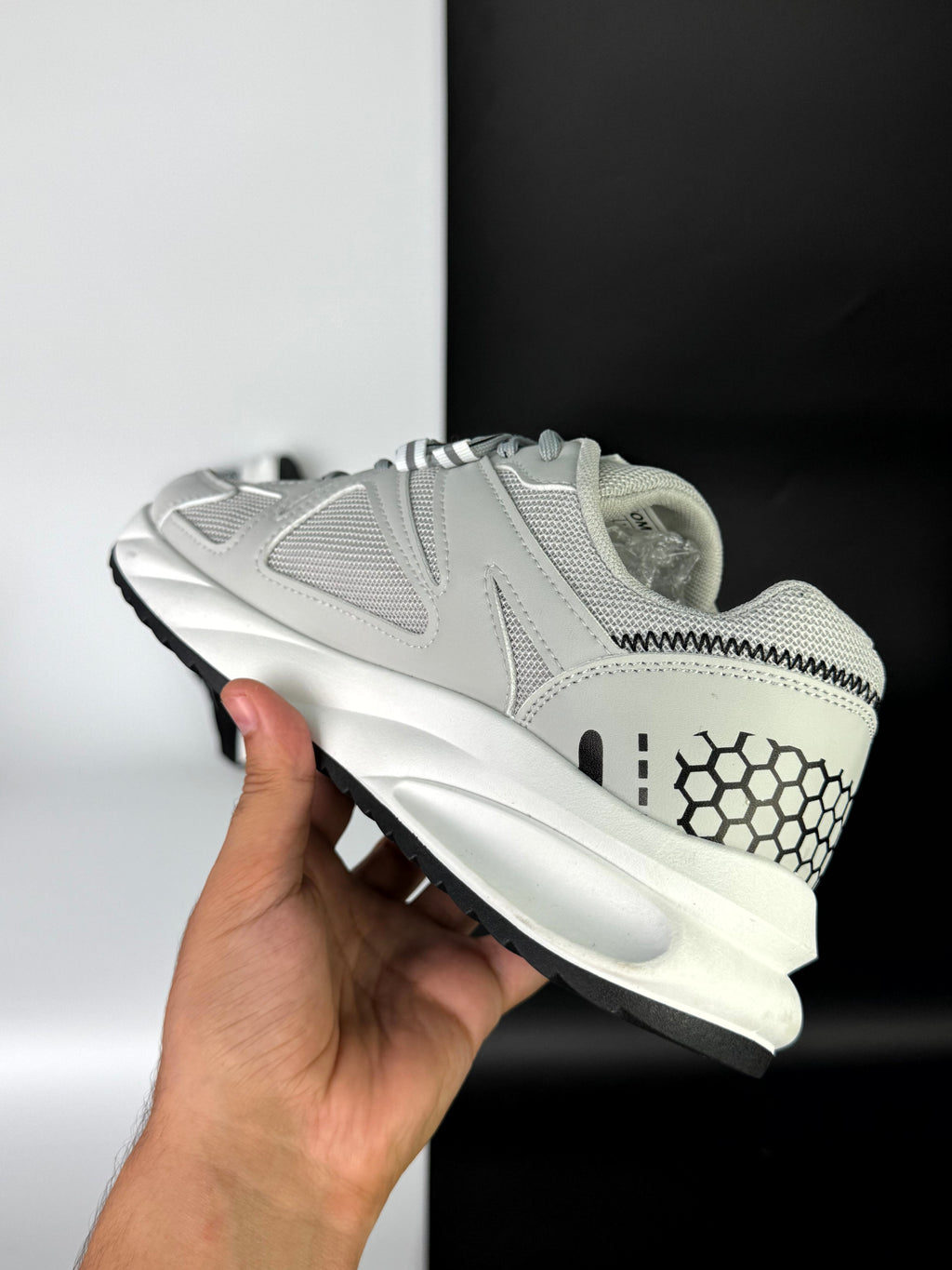 - asics gel venom grise -