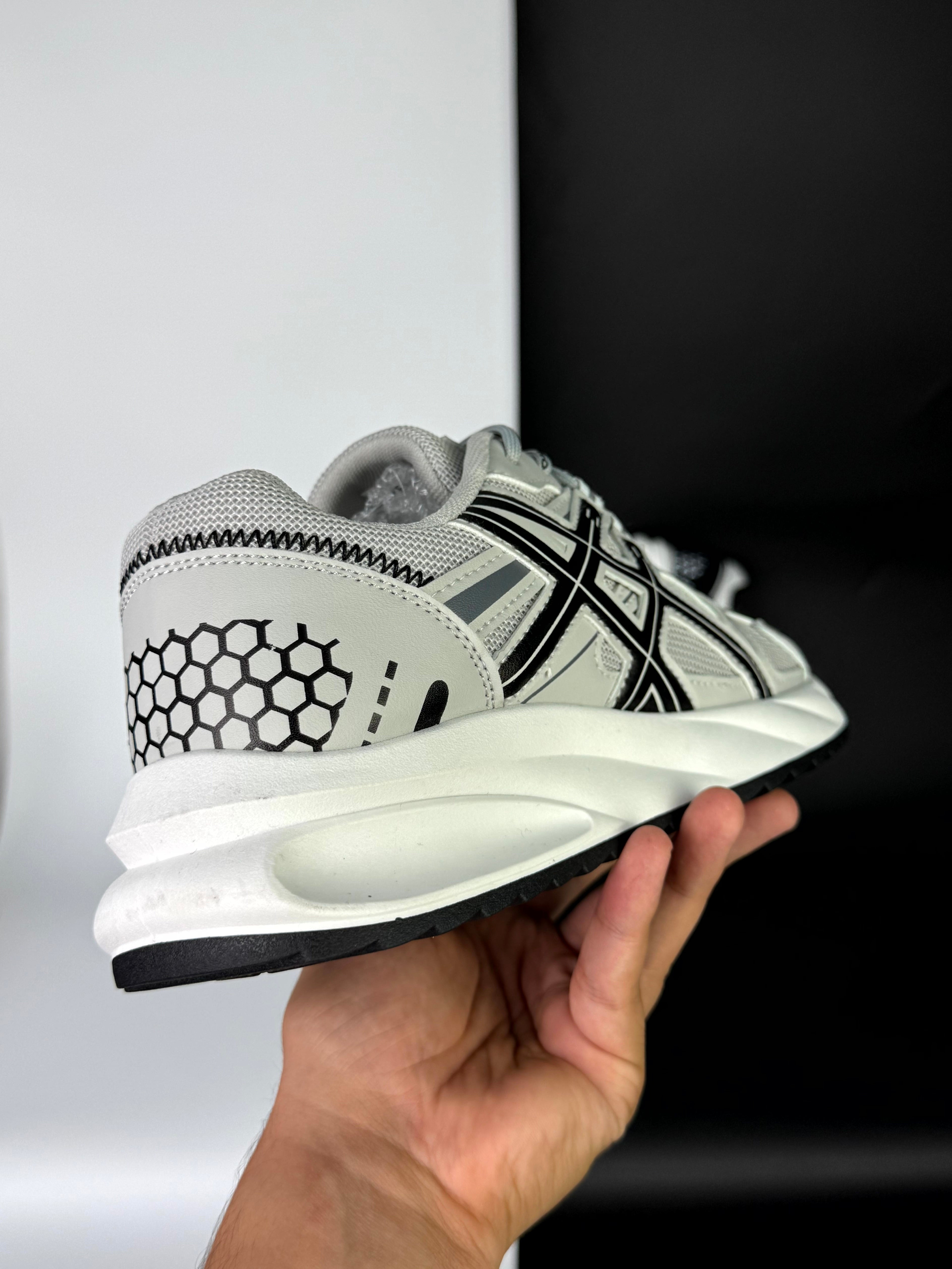 - asics gel venom grise -