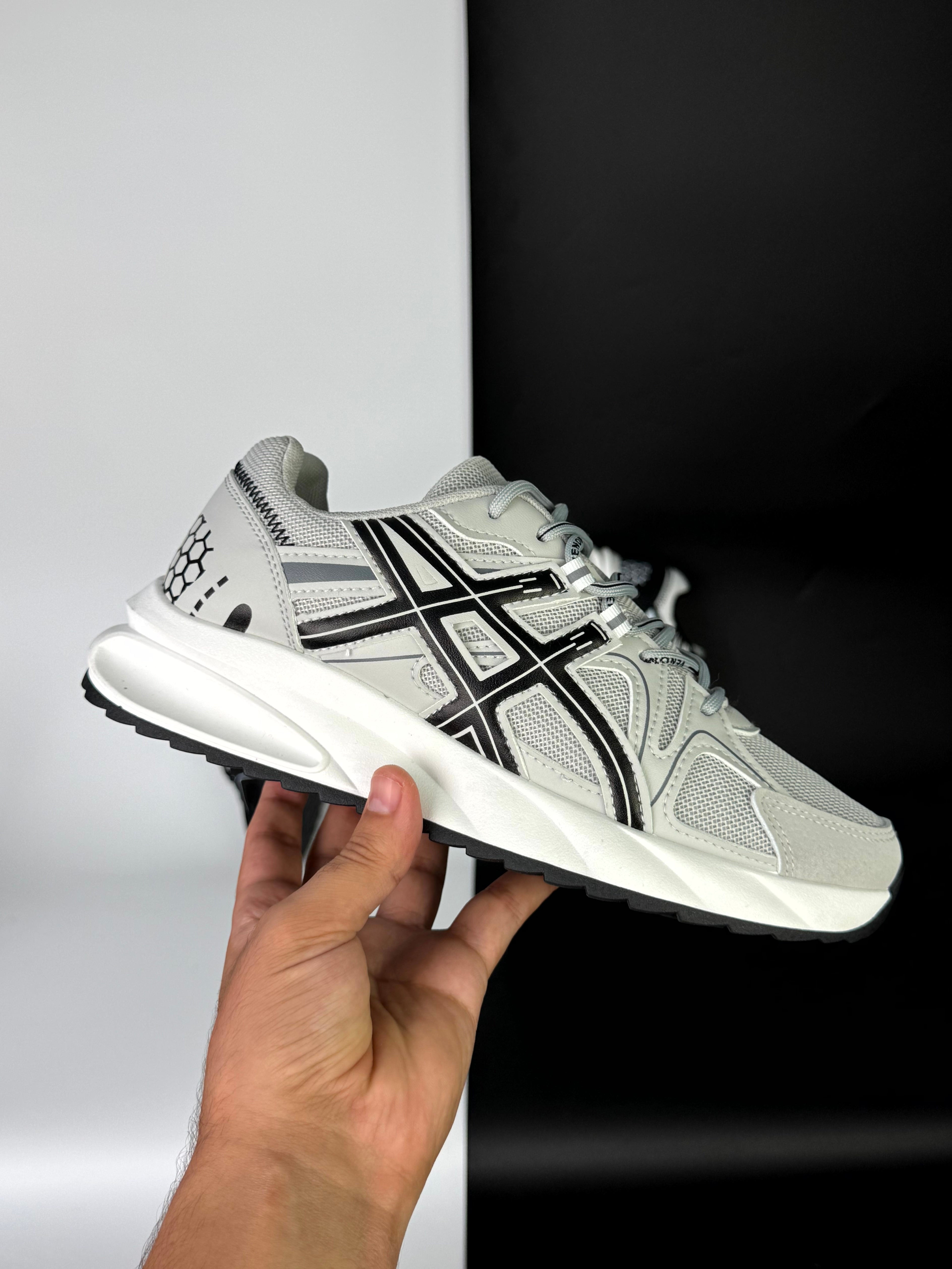 - asics gel venom grise -