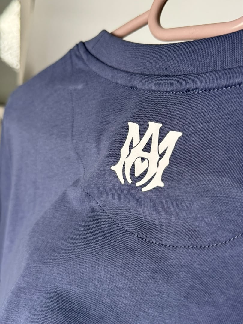 Amiri blue