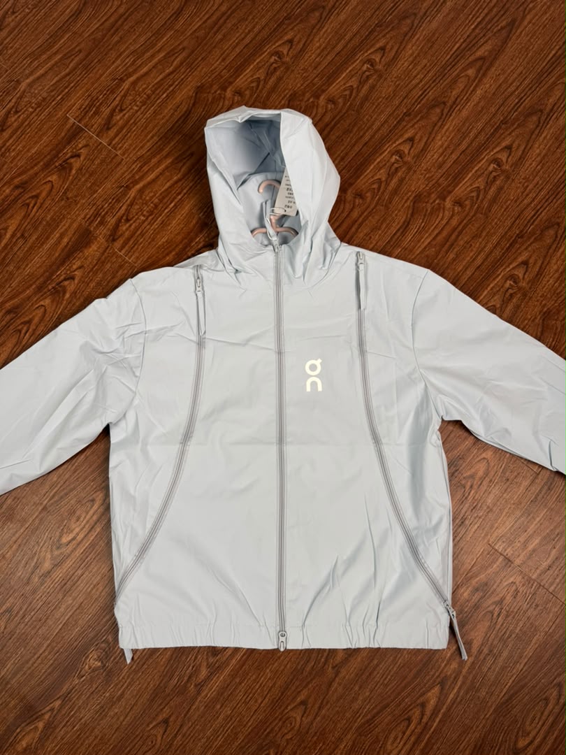 On Casual outdoor bleu ciel pastel