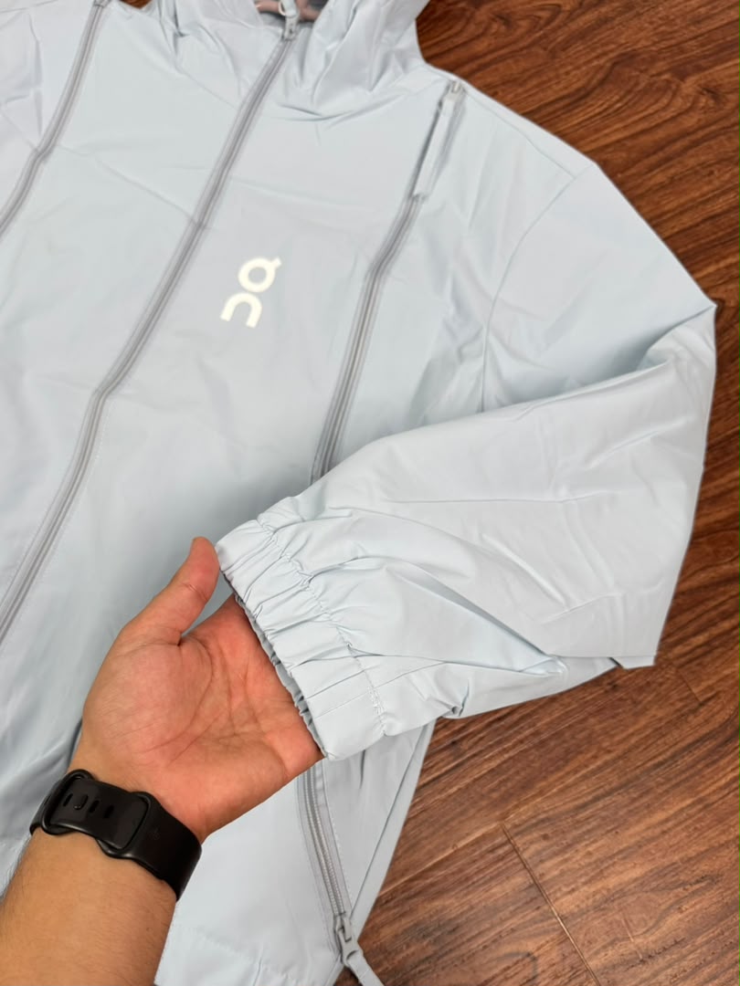 On Casual outdoor bleu ciel pastel