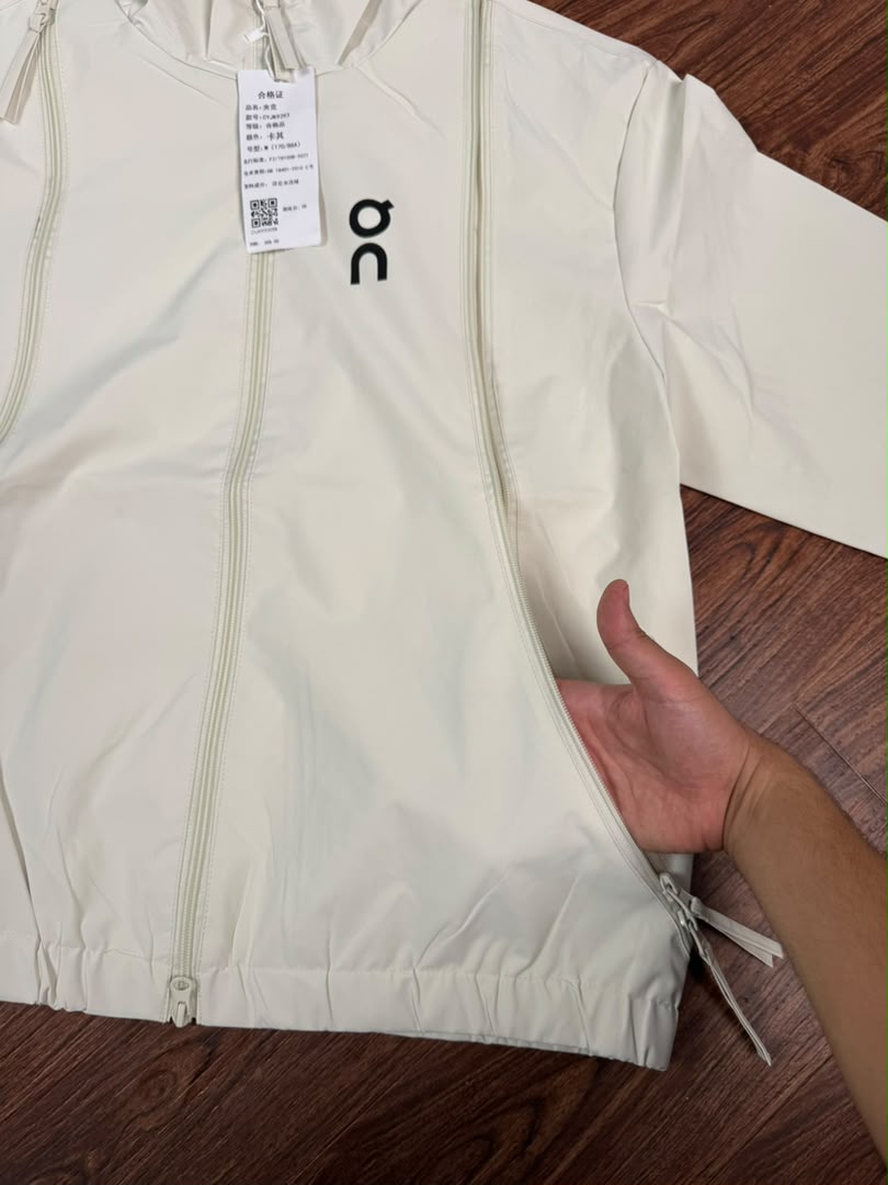 On Casual outdoor blanc casse