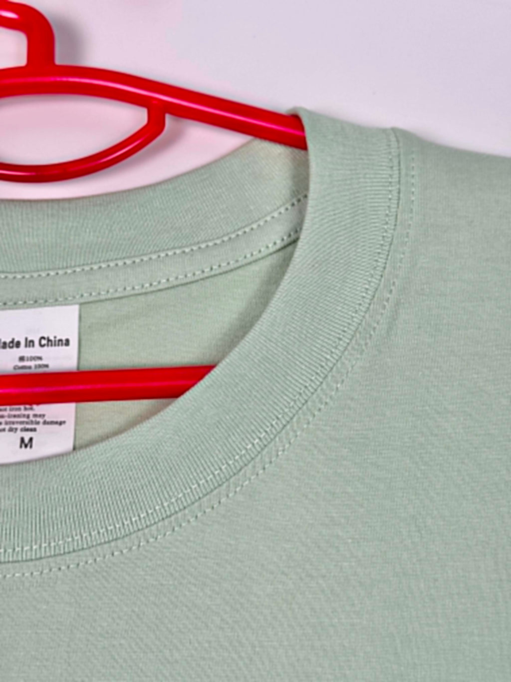 Semi Oversize pastel green shirt (vert pastel)