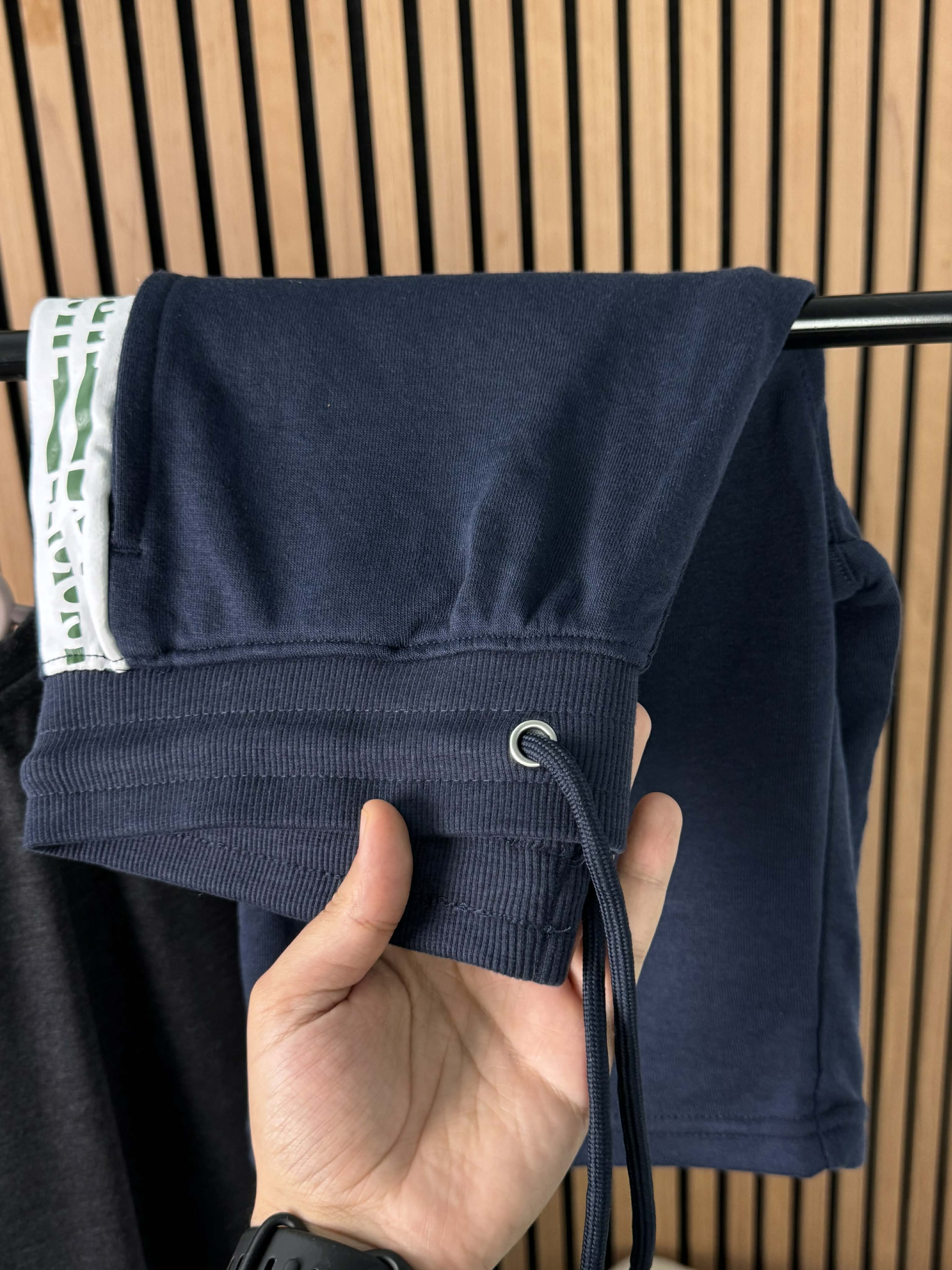 Lacoste ensemble gris