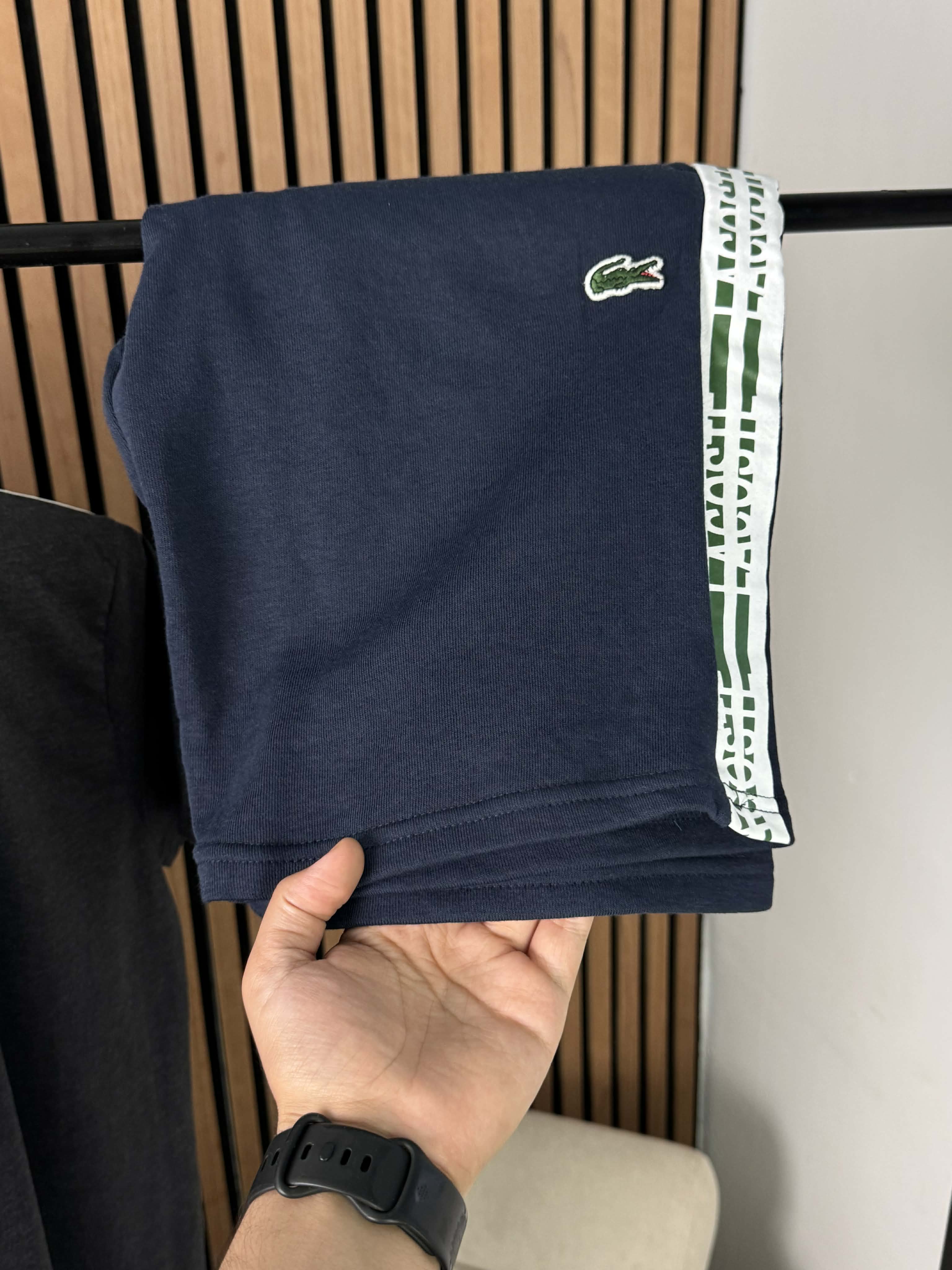 Lacoste ensemble gris
